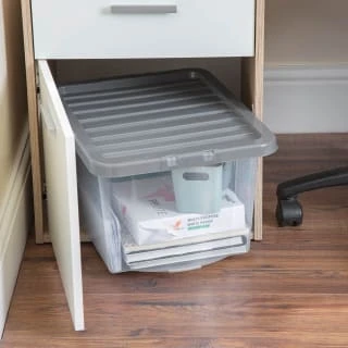 B&M Clear Storage Box With Lid 30L - Grey - Image 2